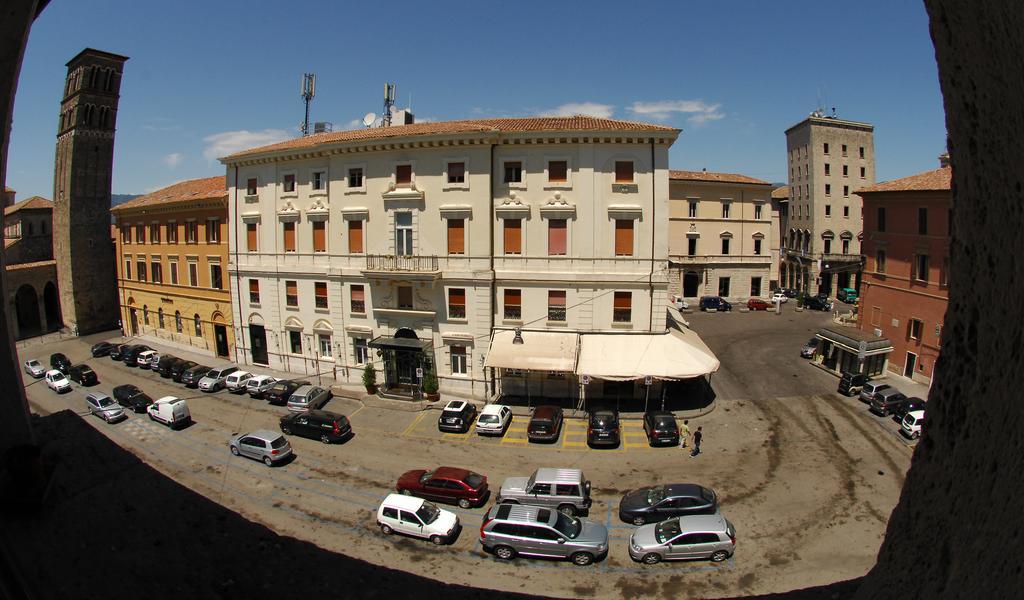 Grande Albergo Quattro Stagioni رييتي المظهر الخارجي الصورة